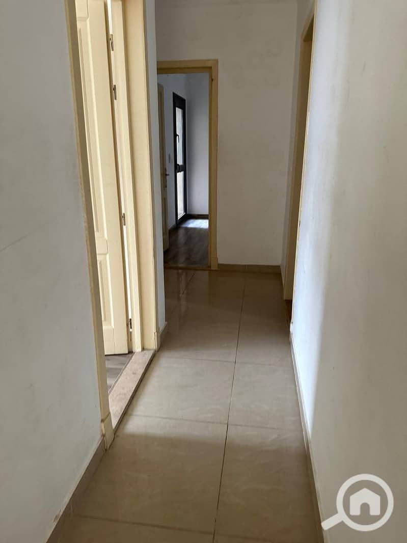 2 FB_IMG_1762768254305. jpg