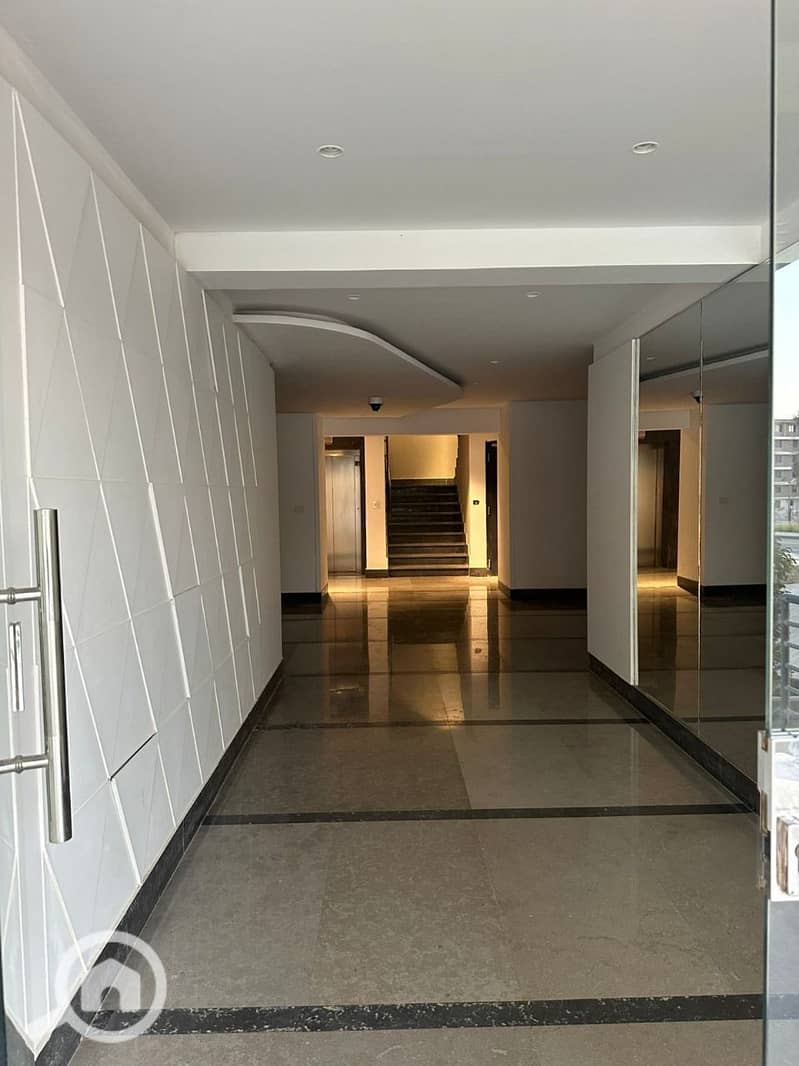 9 WhatsApp Image 2025-05-08 at 16.23. 22_0144b759. jpg