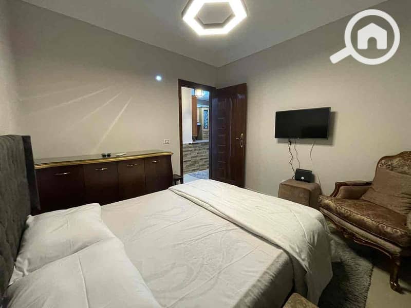 2 d16b8d6d-7516-43f6-8c9a-391902b7dd7b. jpg