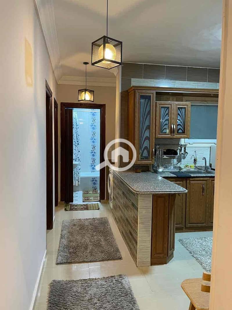 6 5bc0cf45-dc51-47ec-96c1-db0d6b4324d1. jpg