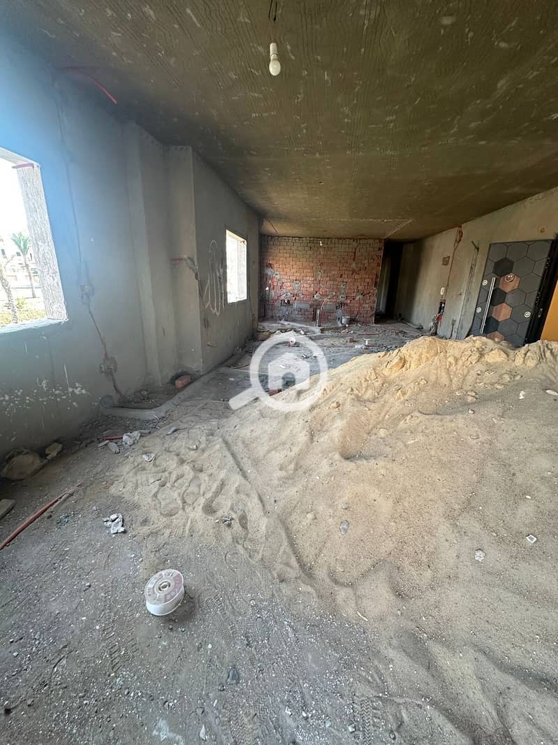 2 87155d84-6d4b-4ddd-9612-fefcf6e11855. jpeg