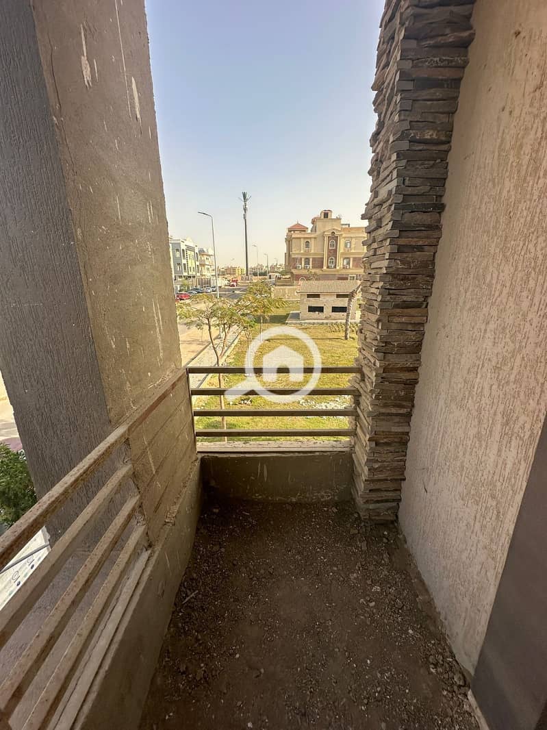 8 4191efca-af34-4302-9c71-982c5ff58ab5. jpeg