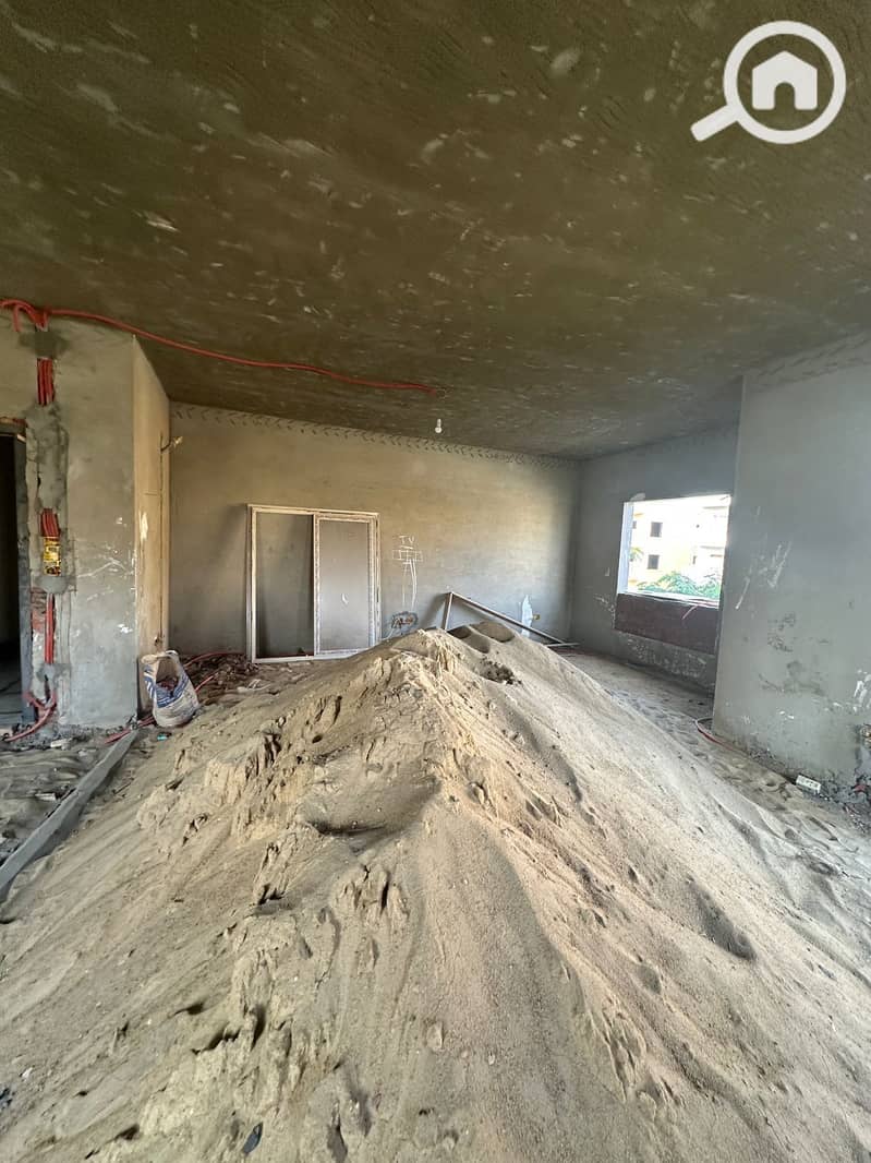 13 fe77c2d5-1cfe-4db1-a525-ef8296e7d9bd. jpeg