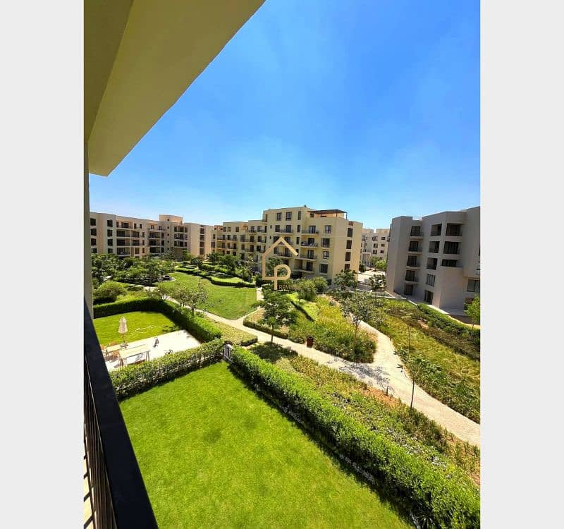 8 554026370_721821394209612_7329927074924649747_n. jpg