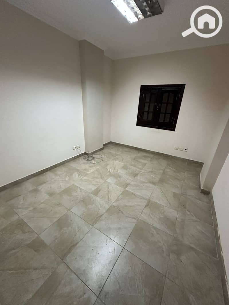 2 WhatsApp Image 2025-11-20 at 3.49. 20 PM (2). jpeg