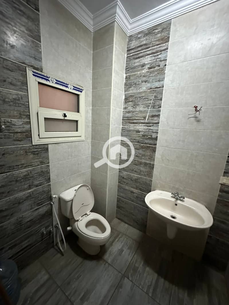 6 WhatsApp Image 2025-11-20 at 3.49. 20 PM (3). jpeg