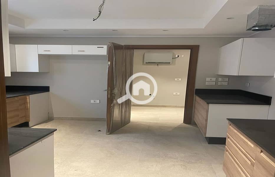 3 WhatsApp Image 2024-08-20 at 01.25. 40_18720848_1400x900. jpg