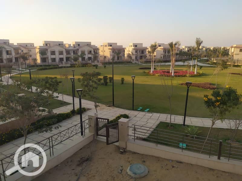 2 169d0d03-6e1b-4afa-b5e8-701efaf215fc. jpg