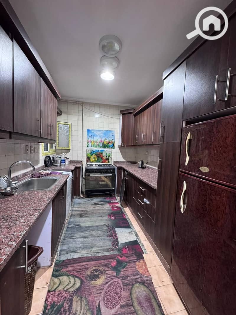 6 ecb00ceb-68cb-4f4e-adce-e9e4fd7094b7. jpeg