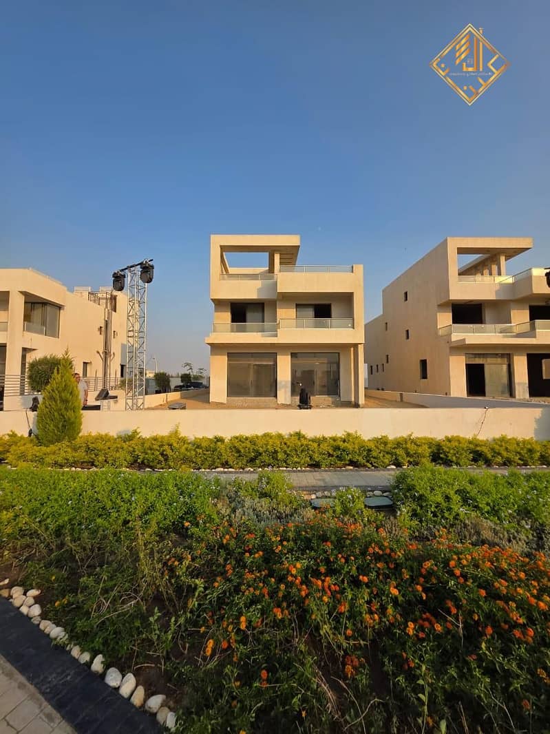 3 WhatsApp Image 2025-11-24 at 12.37. 31. jpeg