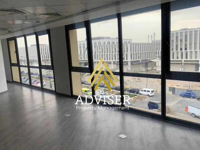 3 8282621-a3b09o. jpg