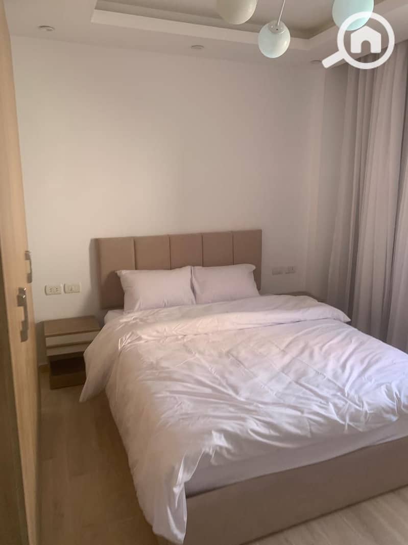 8 02398ee1-25cb-4eb0-b156-84358230bee3. jpg