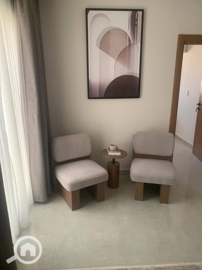 10 9527c8b4-d23f-43f8-8de0-9806440664e1. jpg