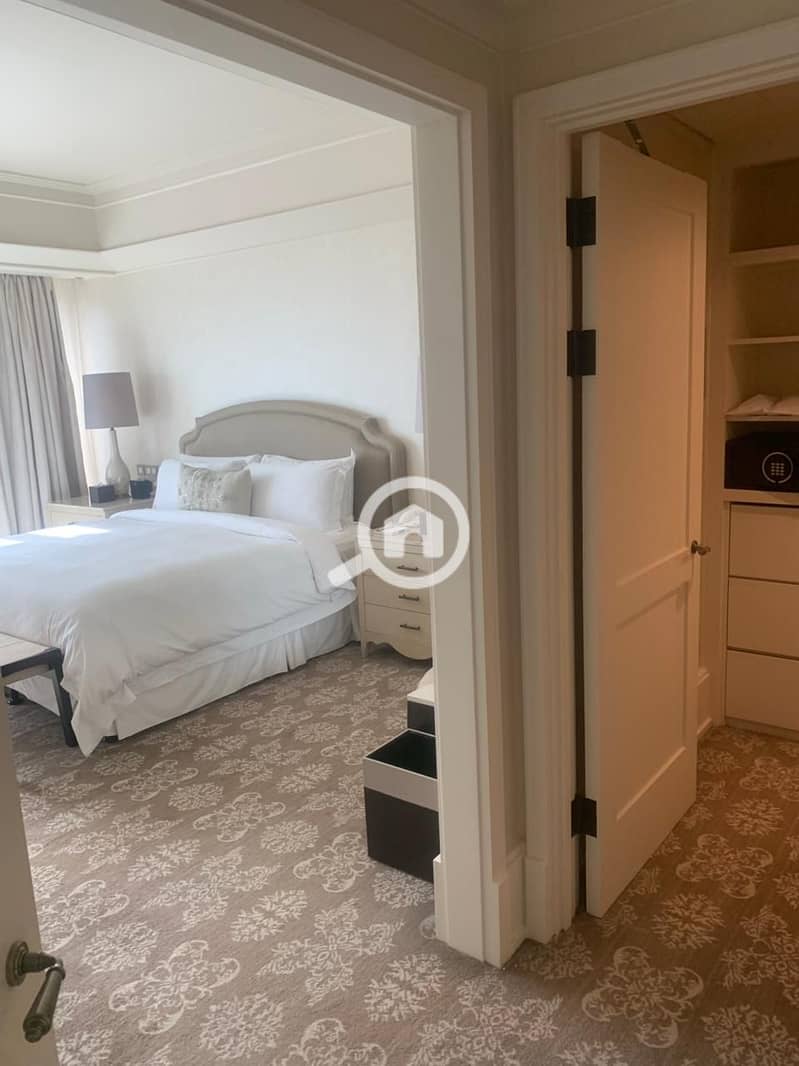 12 edc07419-5229-481b-984d-f1826a7d580d. jpg