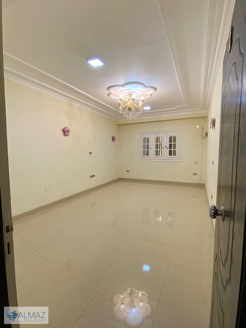 2 WhatsApp Image 2025-11-24 at 12.17. 23 PM. jpeg