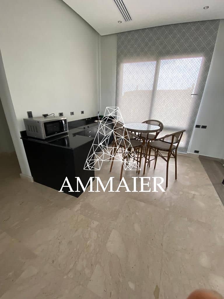 13 823ab2d7-b179-45d4-b0e0-f49d31c5e3a8. jpg