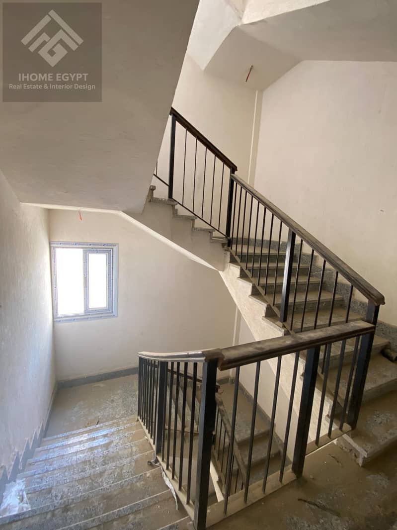 12 WhatsApp Image 2025-09-23 at 4.12. 00 PM (1). jpeg