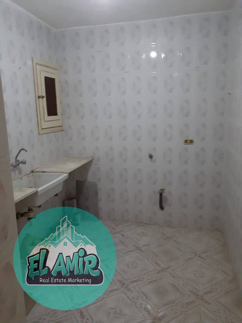 3 8f1e126b-98b6-49df-9a28-441627143673. jpg