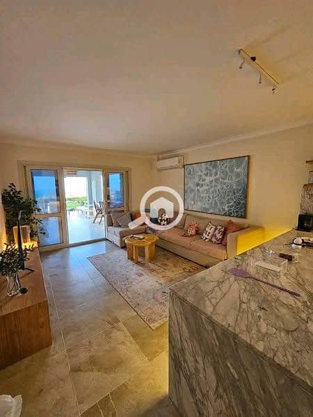 6 517645394_745739668180198_7024611332887910502_n. jpg