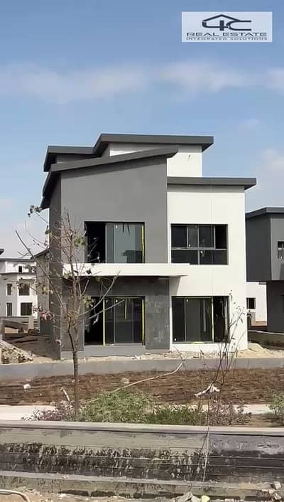 فیلا 5 غرف نوم للبيع في القاهرة الجديدة، القاهرة - 5e4b1724-a4fb-4812-93d9-ae9487a55e12. jpeg