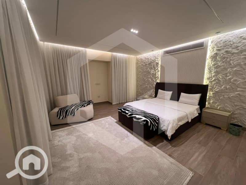 7 Palm Valley 7. jpg