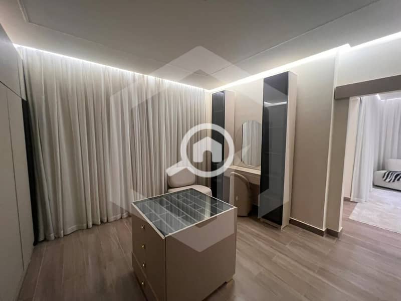 13 Palm Valley 13. jpg