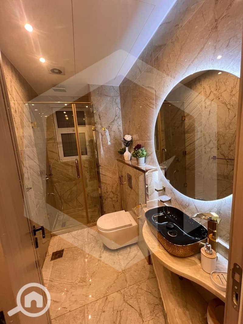 18 Palm Valley 18. jpg