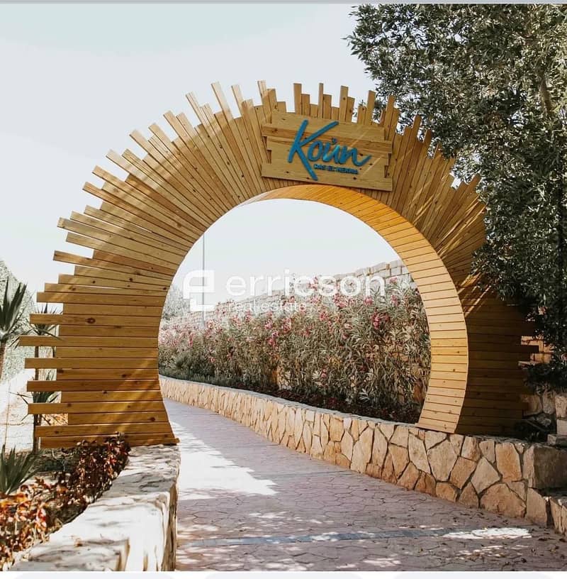 7 587821162_4240723096152478_1713975385007847538_n. jpg