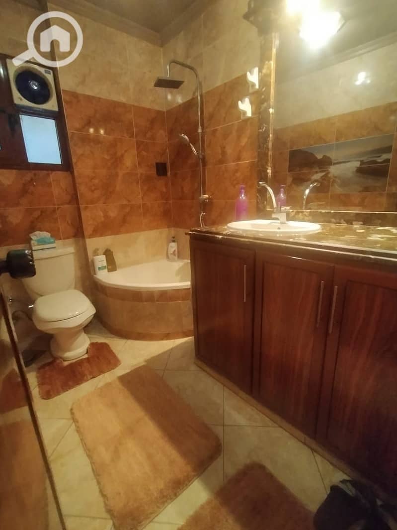 11 35e4c8b2-6285-4e7b-ac17-6208eca187f8. jpeg