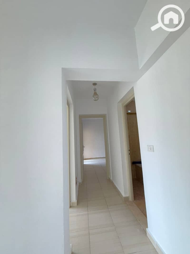 7 64b9bc44-0cd8-46e5-8b82-84384b458148. jpeg