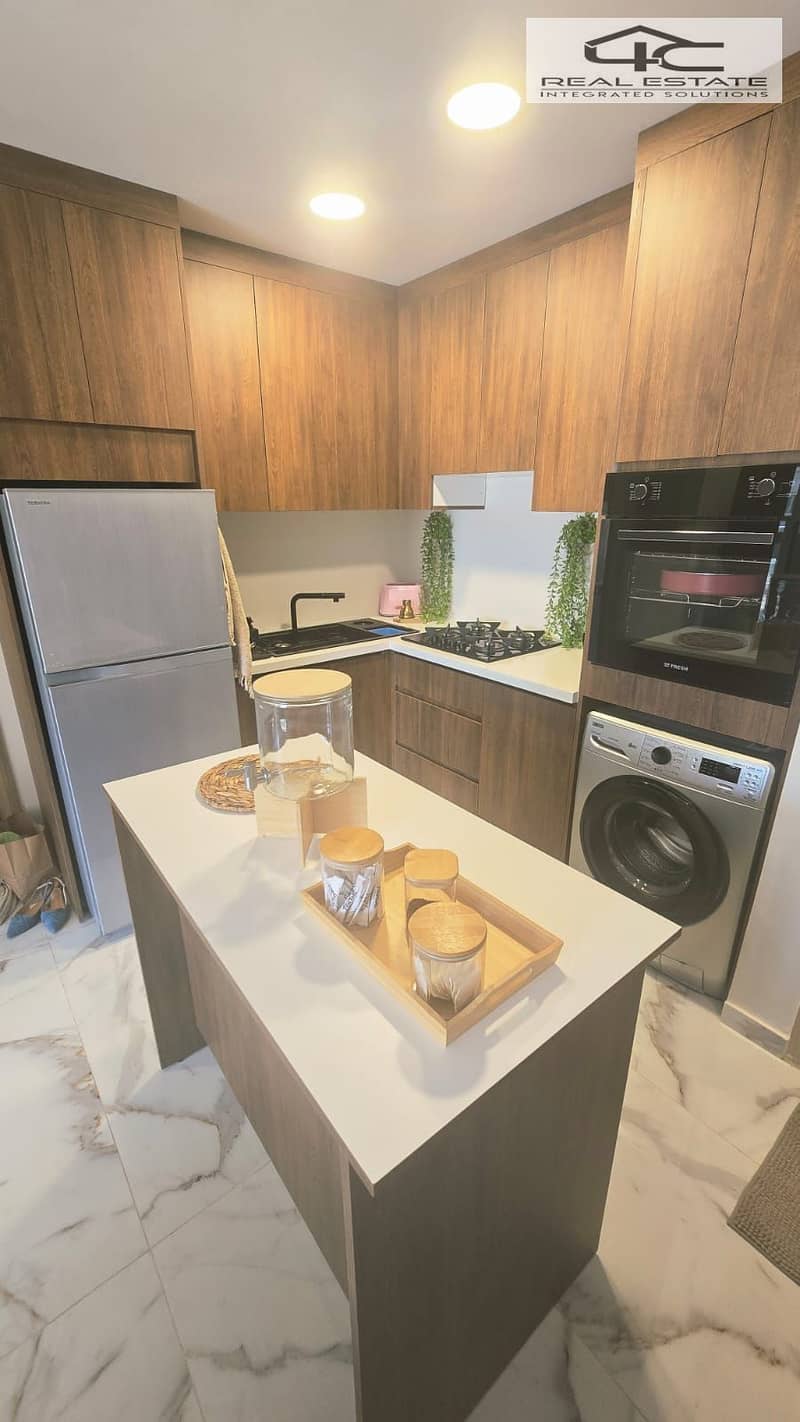 6 WhatsApp Image 2025-11-22 at 10.32. 37 PM. jpeg