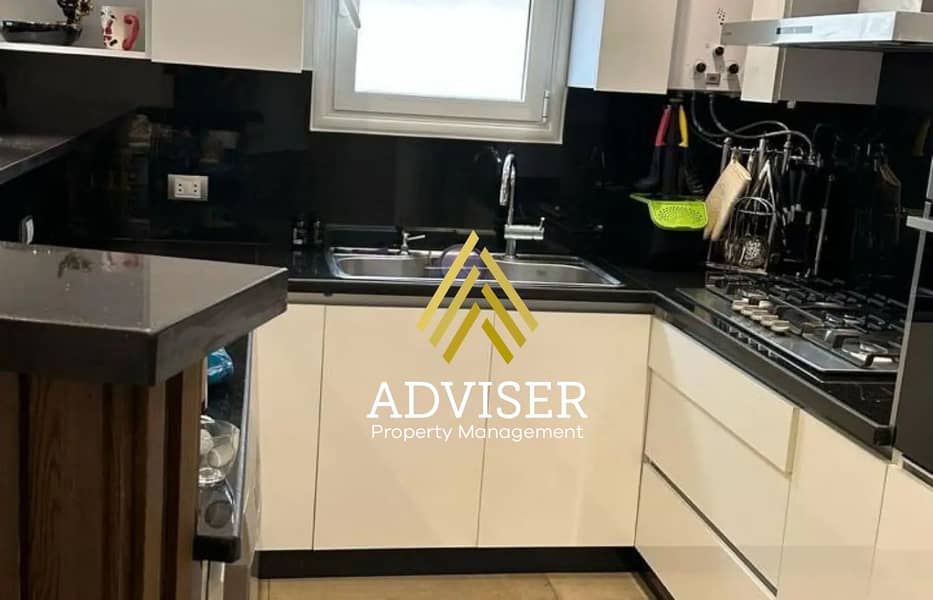 7 8187407-eab94o. jpg