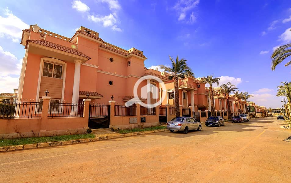 17 villas for sale in cleopatra palace. jpg