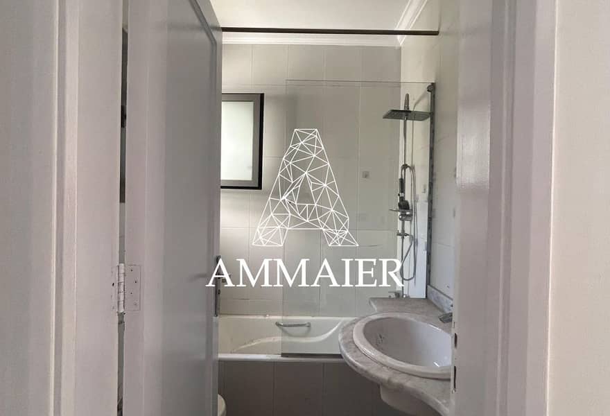 10 d84b2e9b-8ec2-40ae-855e-6ddc296f7db1. jpg