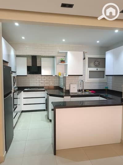 شقة 3 غرف نوم للايجار في القاهرة الجديدة، القاهرة - IMG-20251124-WA0012. jpg