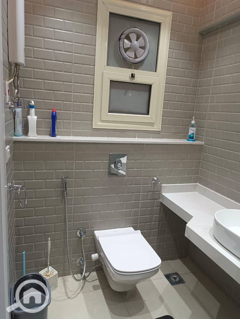 8 IMG-20251124-WA0014. jpg