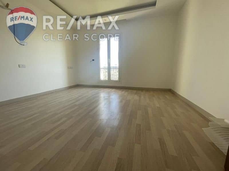 3 6d7b9fba-77f6-49f0-a25d-bfd7672a3227. jpg