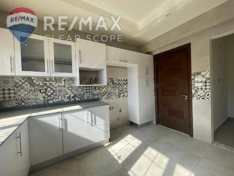 7 abaf84df-00c5-46e2-a24e-6cc2b9909e6f. jpg