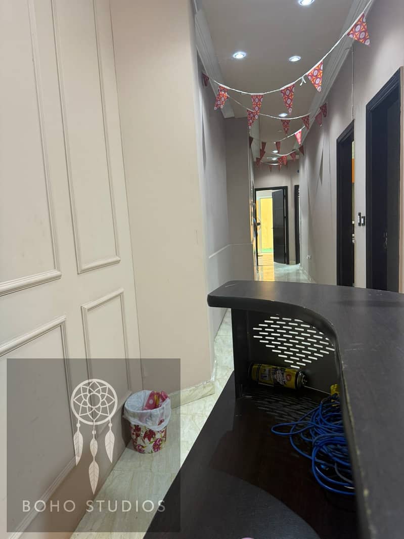 11 b715bfd2-12f5-4951-a61e-df710d89b303. jpg