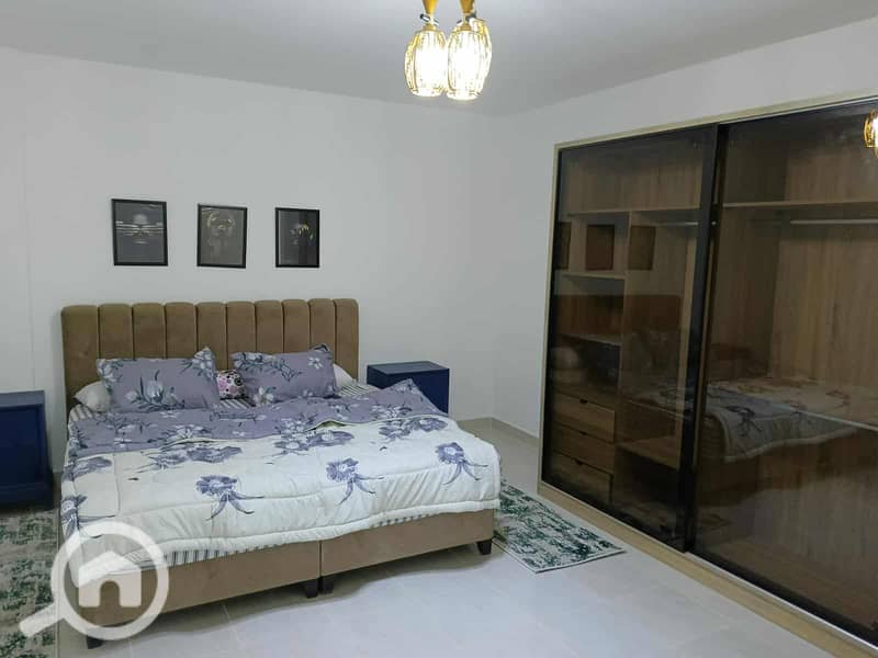 16 06459a1a-cb16-4653-9111-621401f5cff1. jpg