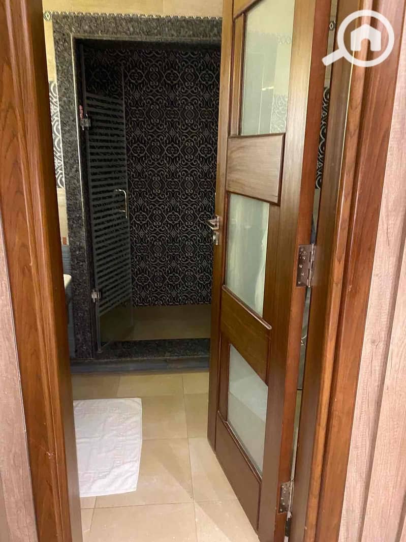 11 44f39edc-f292-43a1-aa5f-4b1c91b71f30. jpg