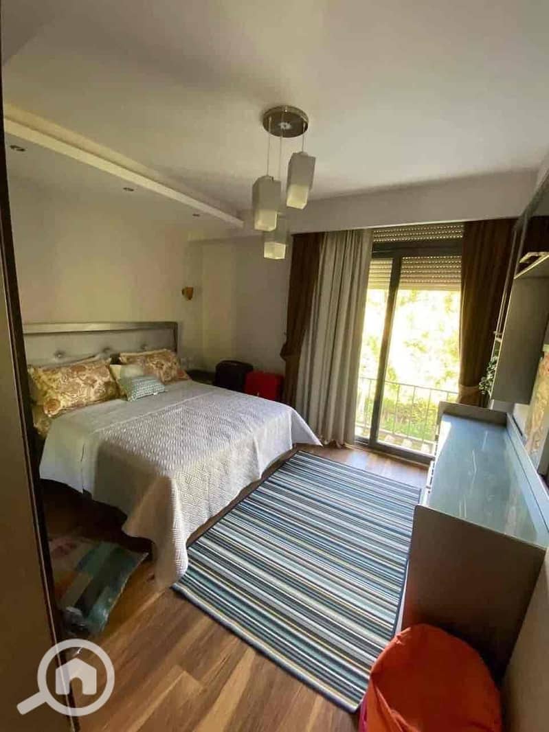 12 6f409005-8466-4105-ae4f-7099d4f4190c. jpg