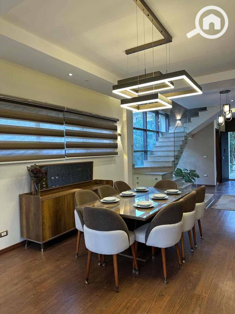 5 34f0eeff-a8ae-4521-b222-774168626f9e. jpg