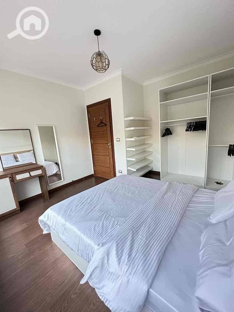 21 ff25377e-e917-4a7f-b94f-00463e7a5249. jpg