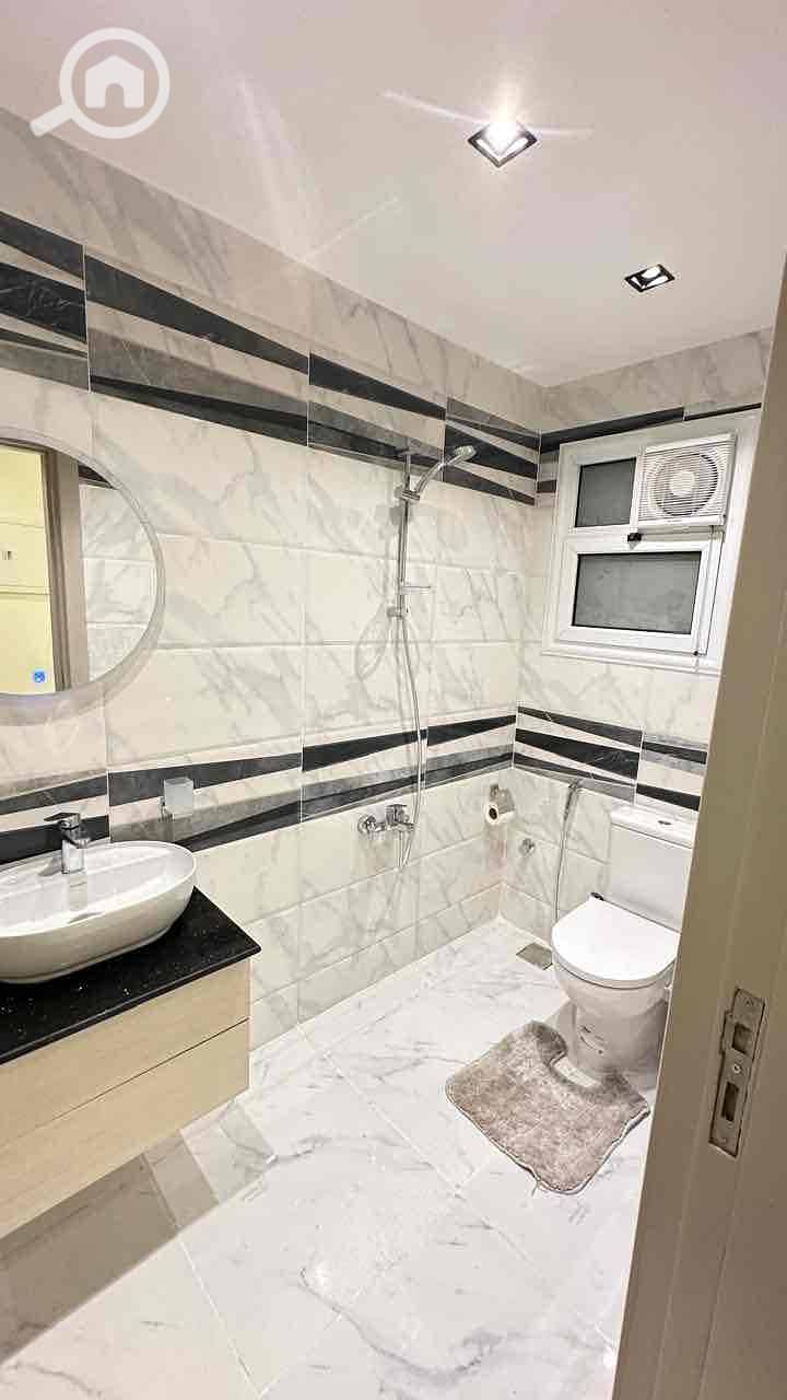 9 9b76f29f-6c33-4e82-963f-db566ba11378. jpg