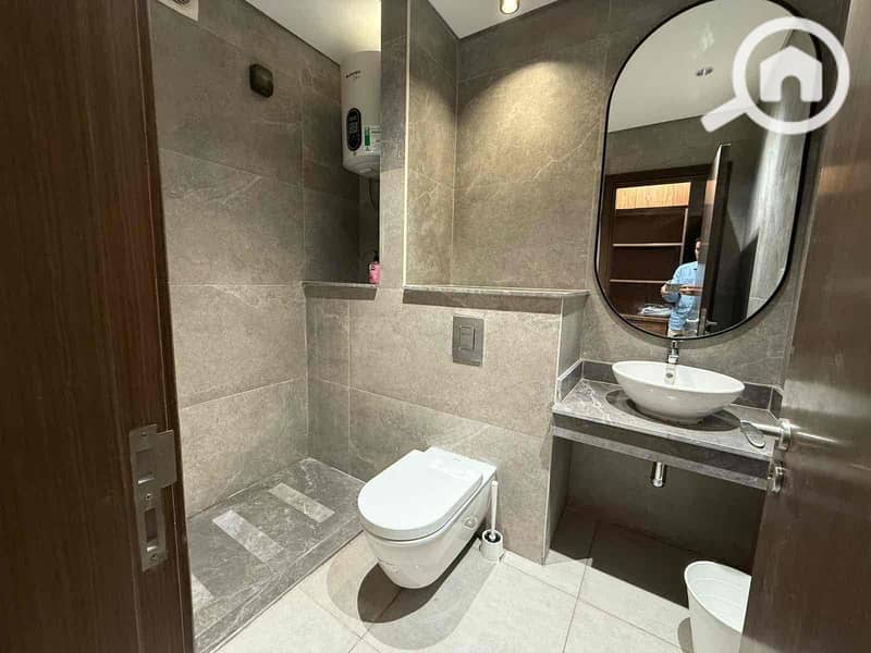 3 22929ada-6a18-40cb-b589-e46defda8c76. jpg