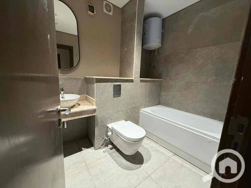 6 b104118c-2319-4dab-a32b-1711a2b7b118. jpg