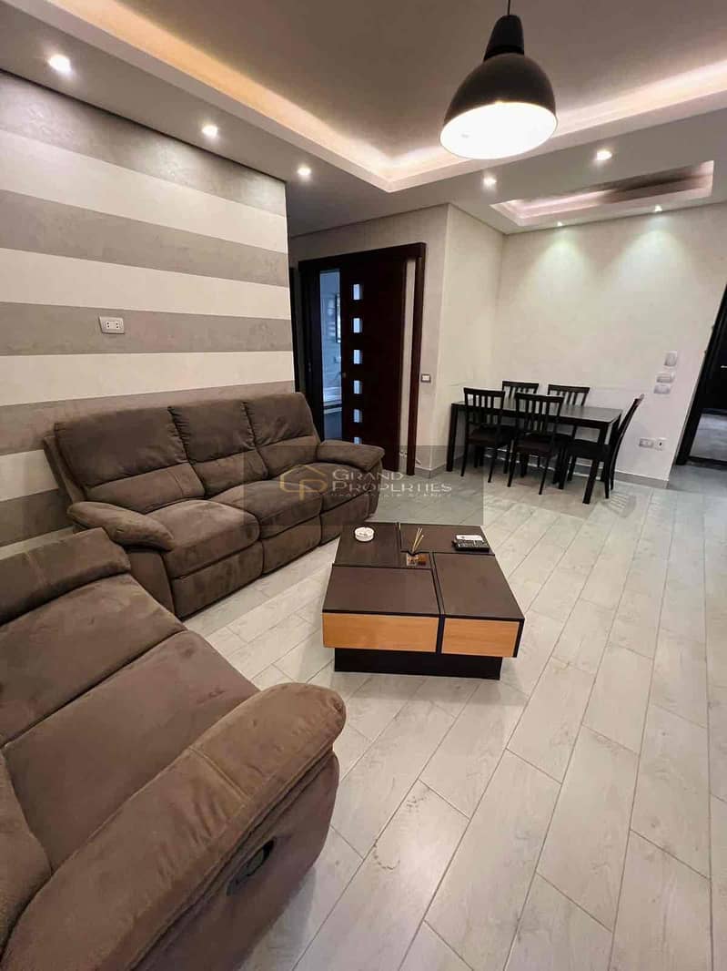 3 cfff3c70-c3e4-470d-bf76-a813f1313451. jpg