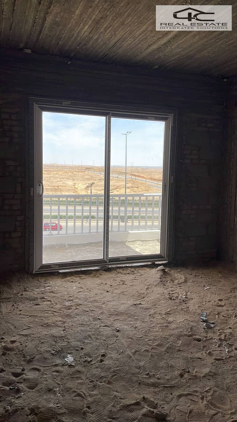 11 WhatsApp Image 2024-12-18 at 5.05. 56 PM. jpeg