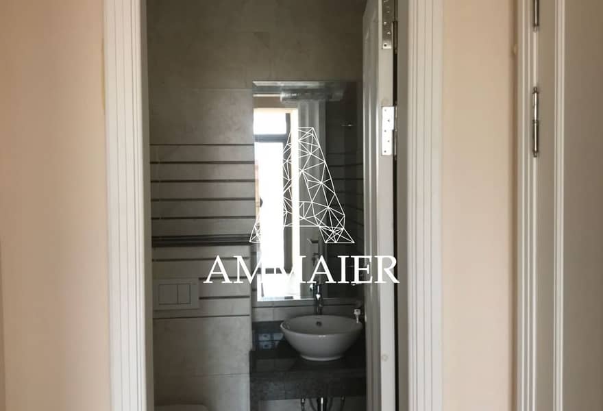 5 881efc4d-d6a2-4730-8db5-ffd5c17c23de. jpg